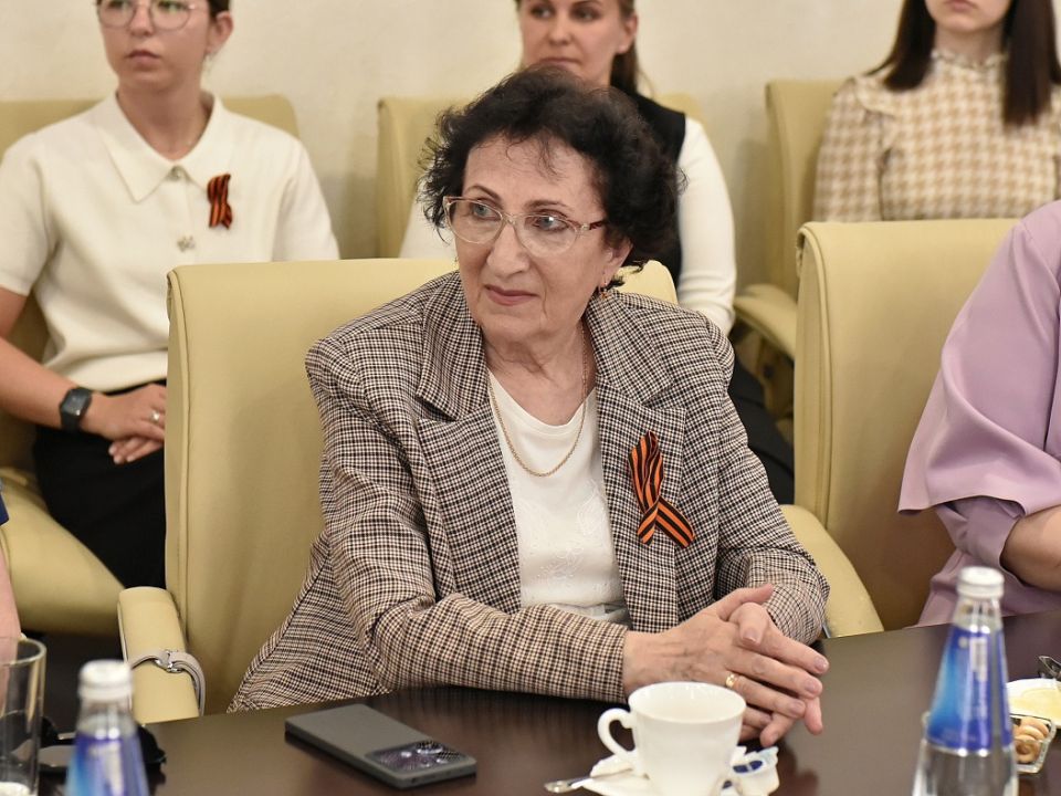 Вячеслав Франк встретился с родителями военнослужащих Президентского полка