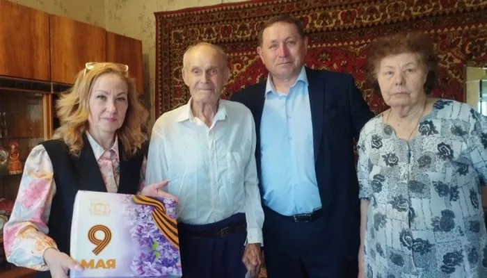 В Барнауле ветеранов и тружеников тыла поздравляют в преддверии Дня Победы