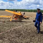 Появились фото с места смертельной авиакатастрофы в Омской области