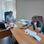 Долги и пенсии: Александр Терентьев провел личный прием граждан в Барнауле