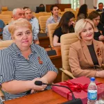 В мэрии Барнаула наградили семьи участников СВО и волонтеров. Фото