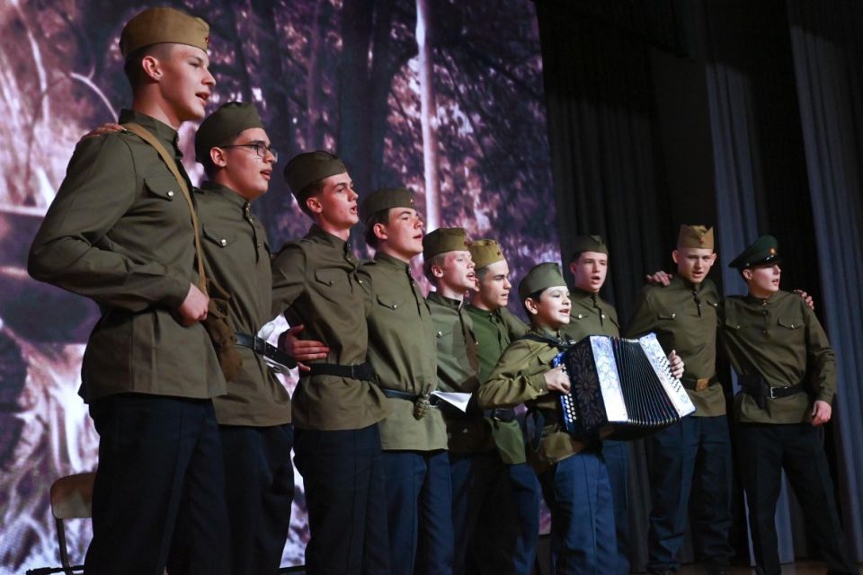 Акция "Белые журавли" в Барнауле
