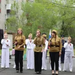 Фронтовые бригады поздравляют ветеранов и тружеников тыла в Барнауле