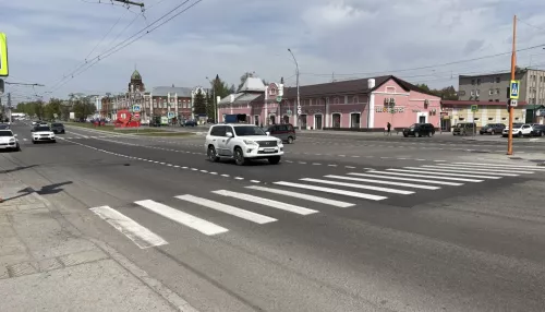 На улицах Барнаула обновляют дорожную разметку: где пройдут работы