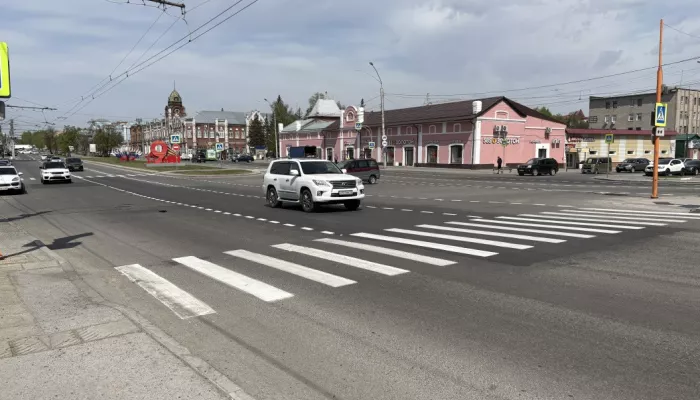 На улицах Барнаула обновляют дорожную разметку: где пройдут работы