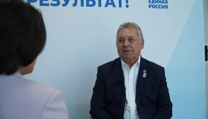 Александр Романенко рассказал о развитии алтайских сел на форуме единороссов в Сибири