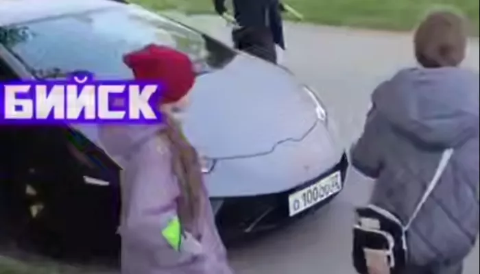 В Бийске заметили Lamborghini c номерами машины Михаила Евдокимова