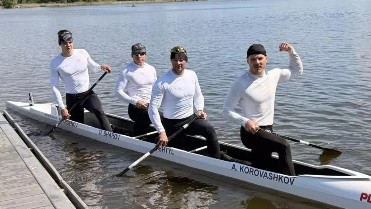 "Золотая" каноэ-четвёрка