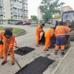 В Барнауле проводят локальный ремонт дорожного покрытия в переулке Ядринцева