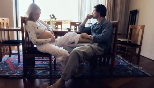 У Данилы Козловского и Оксаны Акиньшиной родился сын. Фото