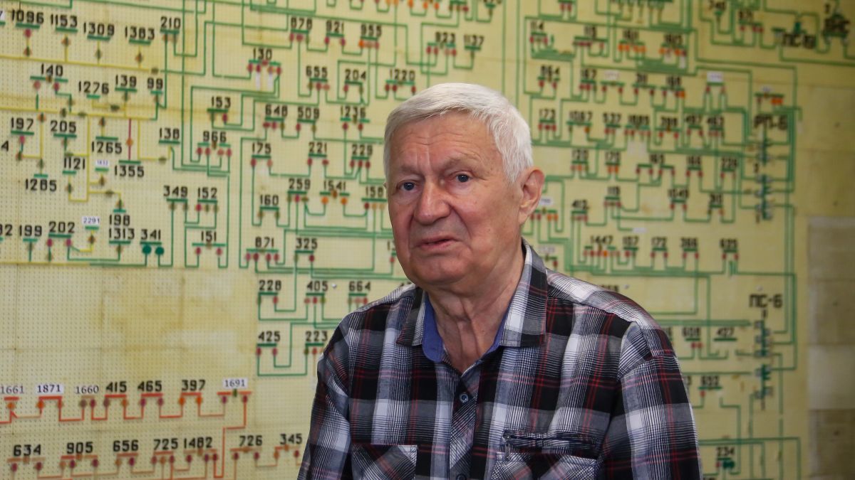 Заслуженный энергетик РФ Олег Рогачевский