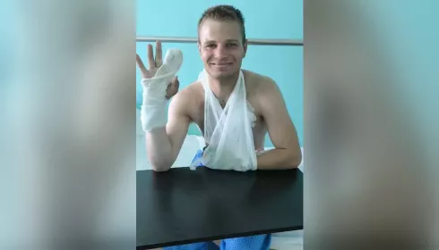 Путешественника-велосипедиста прооперировали после страшного ДТП в Республике Алтай