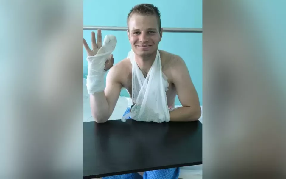 Путешественник-велосипедист рассказал о своем состоянии после страшного ДТП на Алтае