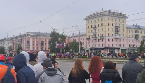 Барнаул участвует во всероссийском полумарафоне Забег.РФ. Фоторепортаж