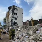 Число погибших в колледже в Старобельске превысило два десятка человек