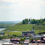 В барнаульском Нагорном парке высадят десять новых лип взамен аварийных тополей