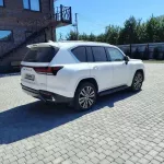 Роскошный Lexus за 17,5 млн рублей выставили на продажу в Горном Алтае. Фото
