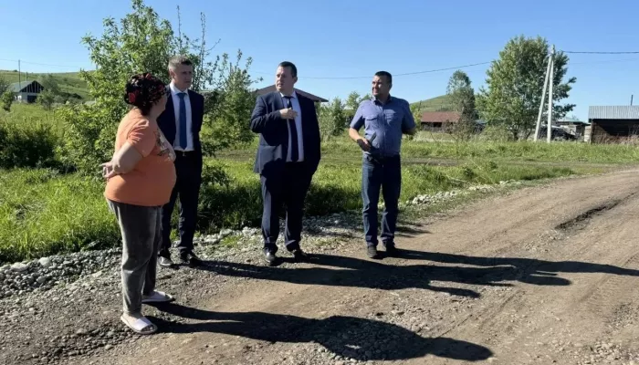 В Майминском районе Республики Алтай начался сезон дорожных работ