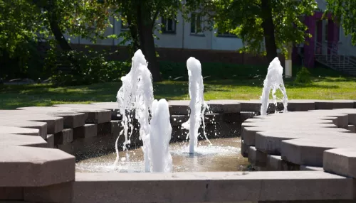 Лето совсем скоро: в Бийске заработали городские фонтаны