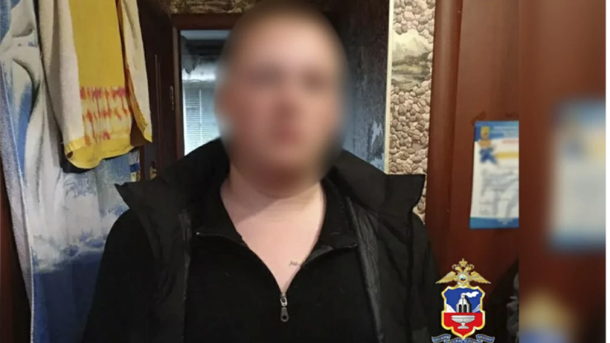 Задержанный молодой человек