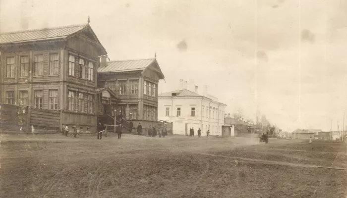 Улица-летопись: как выглядела Ползунова в разные периоды истории Барнаула. Ретрофото