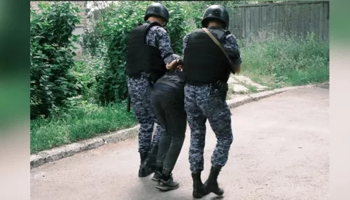 Пьяный мужчина избил фельдшера в районной больнице в Алтайском крае