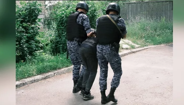 Пьяный мужчина избил фельдшера в районной больнице в Алтайском крае