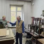 В музей Чорос-Гуркина в Республике Алтай привезли мебель начала XX века