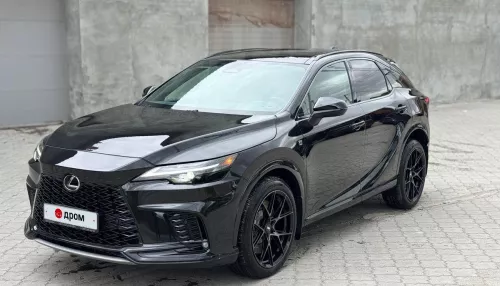 Спортивный Lexus с агрессивным дизайном продают в Горном Алтае за 11,2 млн руб. Фото
