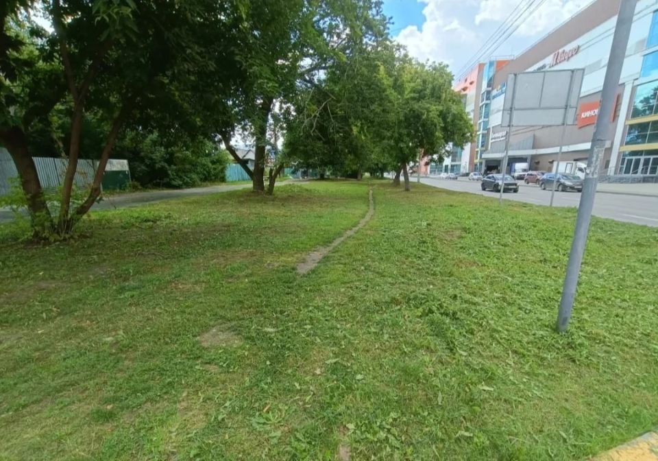 Покос травы в Барнауле