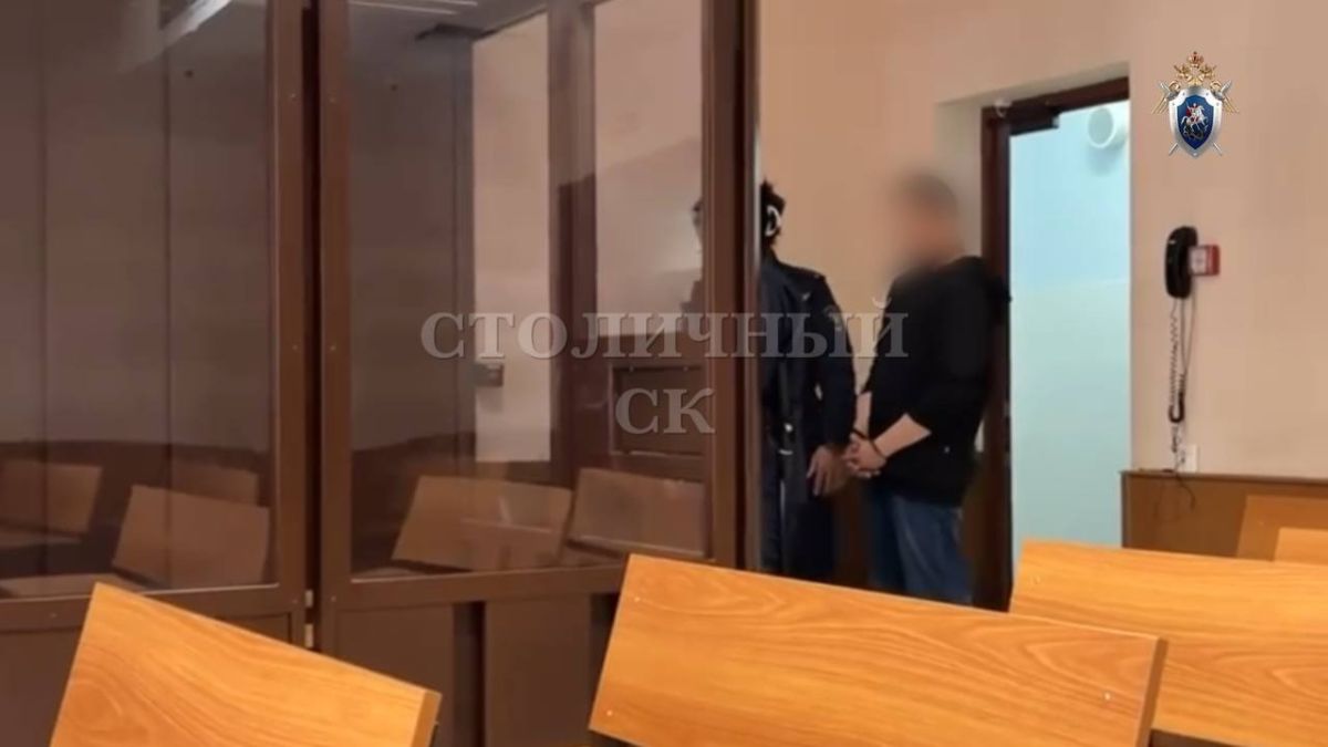 Мужчина вытолкнул из окна знакомую во время ссоры