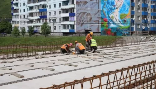 В Горно-Алтайске на 40% завершили ремонт моста в районе Мебельной