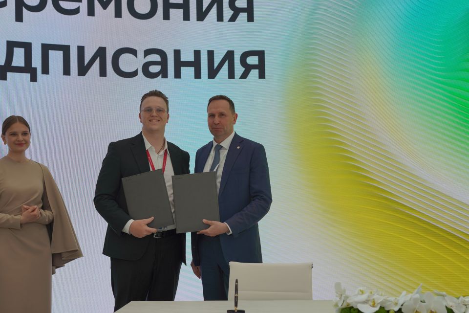 Сбер и SkyGroup Development подписали соглашение о стратегическом партнерстве на ПМЭФ