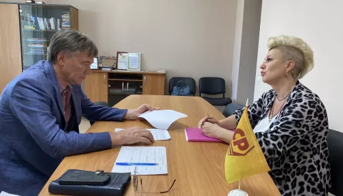 Александр Терентьев разобрал острые проблемы барнаульцев на личном приеме