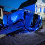 Audi на скорости врезалась в столб: погибла 22-летняя девушка, трое тяжело пострадали