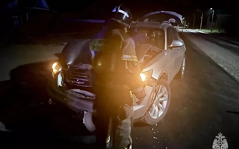 В Республике Алтай Infiniti сбил 16-летнего мотоциклиста с пассажиркой