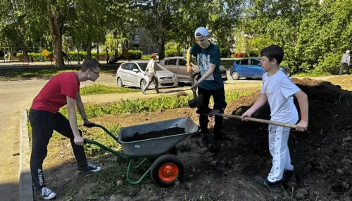 Более 2 тысяч барнаульских школьников будут работать в летний период