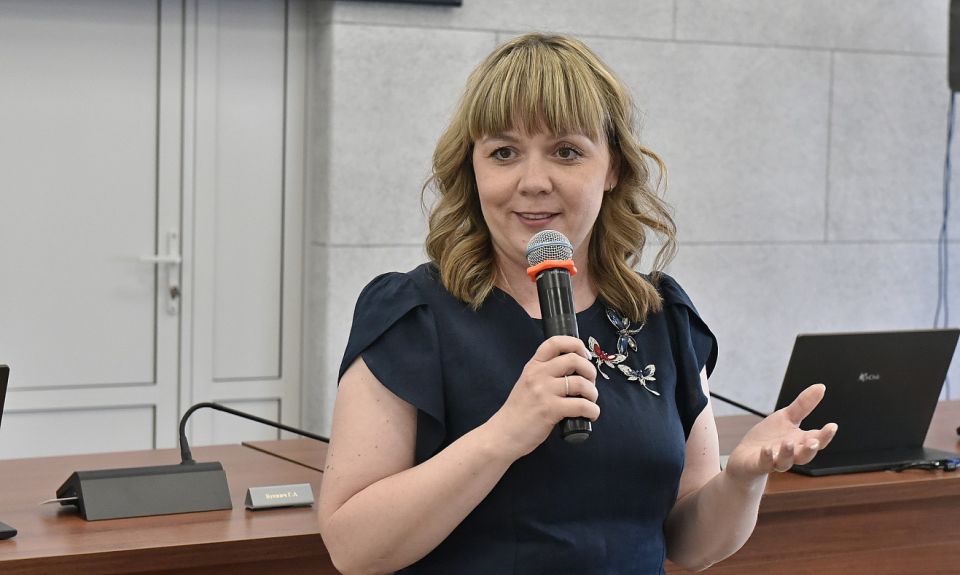 Вручение наград ко дню соцработника в Барнауле