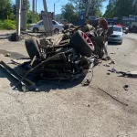 Nissan слетел с дороги и перевернулся в Республике Алтай: двое пострадали