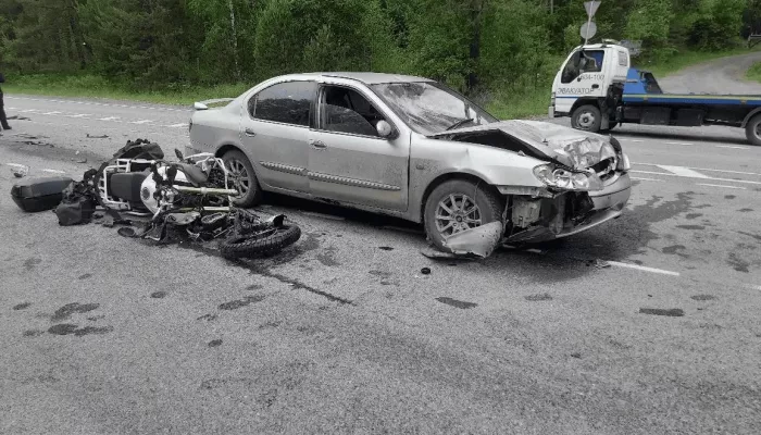 Мотоциклист из Бийска погиб после жесткого столкновения с Nissan в Республике Алтай