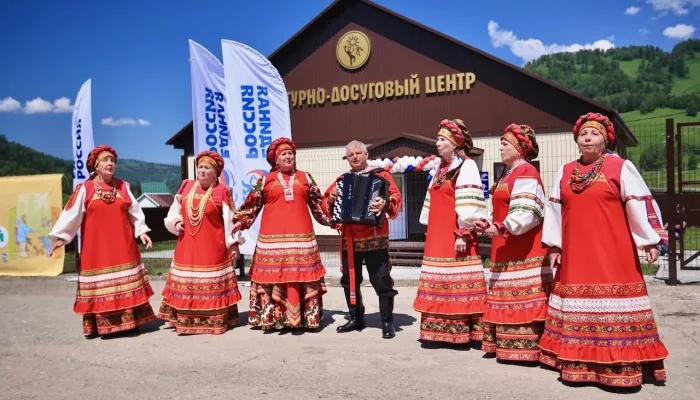 Новый культурно-досуговый центр открыли в Майминском районе Республики Алтай
