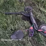 Суд отправил в колонию женщину без прав, насмерть сбившую ребенка на самокате