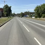 На дорогах Барнаула продолжают обновлять разметку