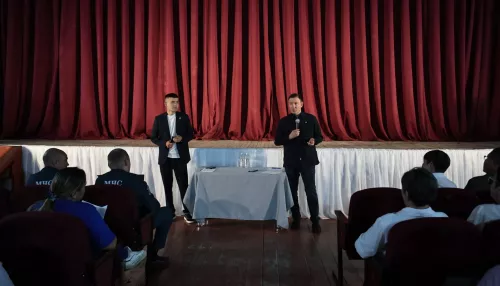 Ремонт дорог и заброшенные участки: Андрей Турчак провел встречу в Турочакском районе