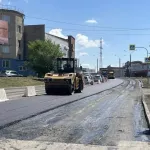 Дорожники начали ремонт на проспекте Строителей в Барнауле: фото