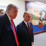 Путин и Трамп провели телефонный разговор в день рождения президента США. Главное