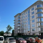 Застройщику пришлось за свой счет подключать бизнес-дом в Барнауле к электроэнергии