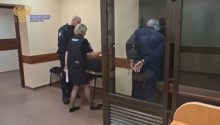 Две женщины погибли и более 20 человек пострадали в ДТП с самосвалом на трассе. Фото