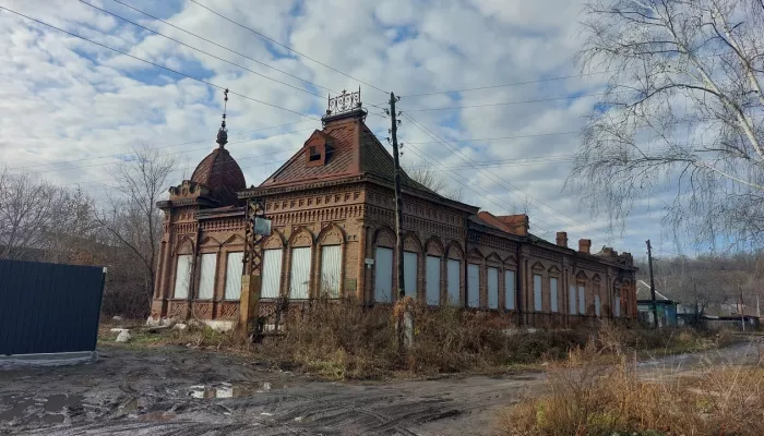 В Бийске готовят к торгам исторический особняк купца Кричевцева