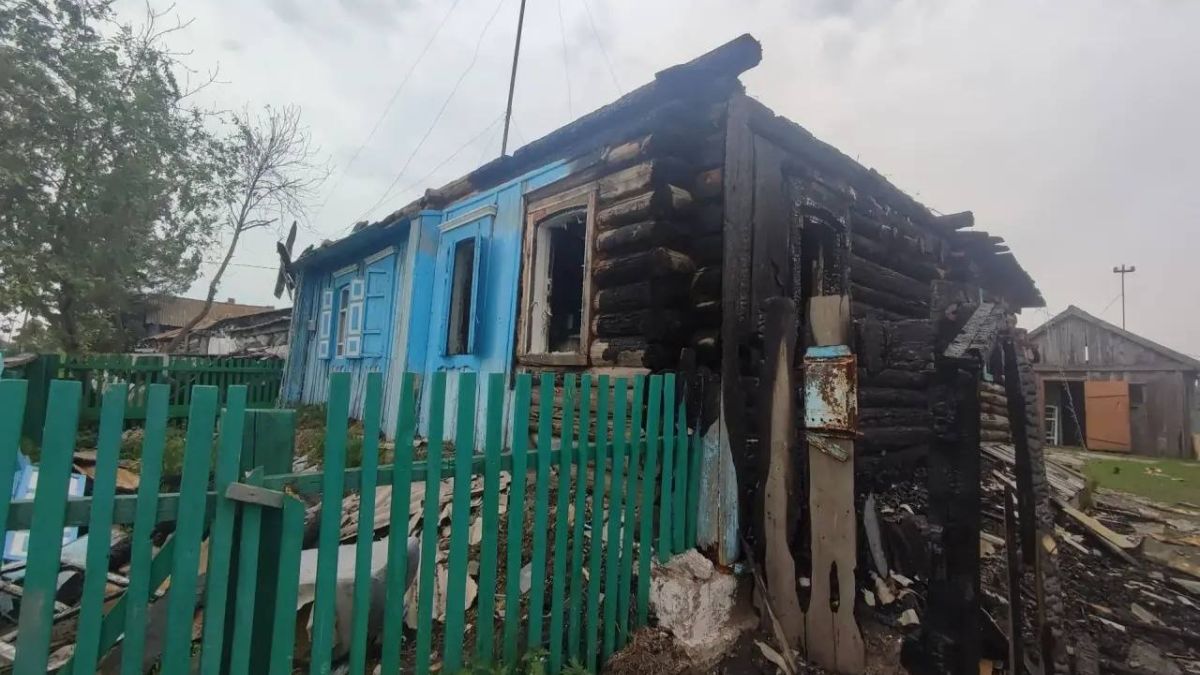 Мужчина пытался сжечь своих четверых детей в отместку жене